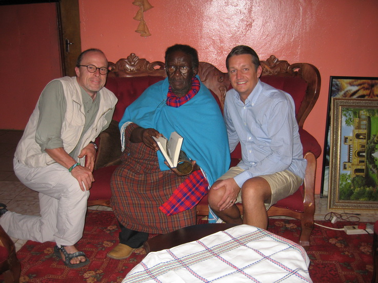 Stefan Erdmann und Jan van Helsing bei Credo Mutwa, Südafrika, Februar 2010