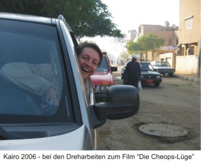 Jan van Helsing bei Dreharbeiten zu dem Film Die Cheops-Lüge, Kairo, 2006